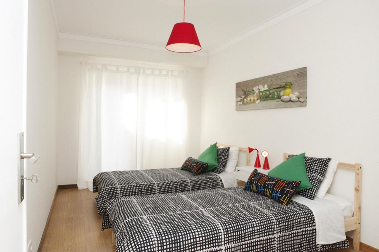 Family Central Apartment In São Pedro do Estoril מראה חיצוני תמונה