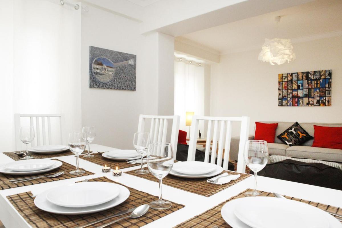 Family Central Apartment In São Pedro do Estoril מראה חיצוני תמונה