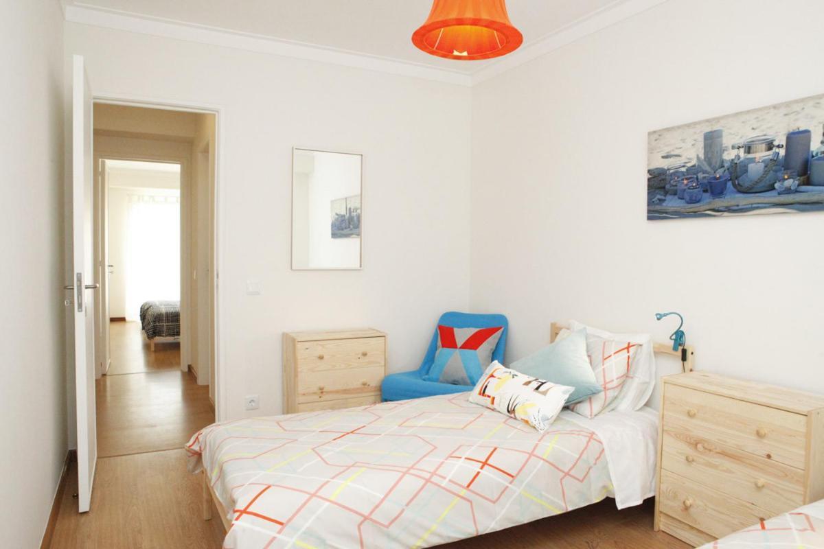 Family Central Apartment In São Pedro do Estoril מראה חיצוני תמונה